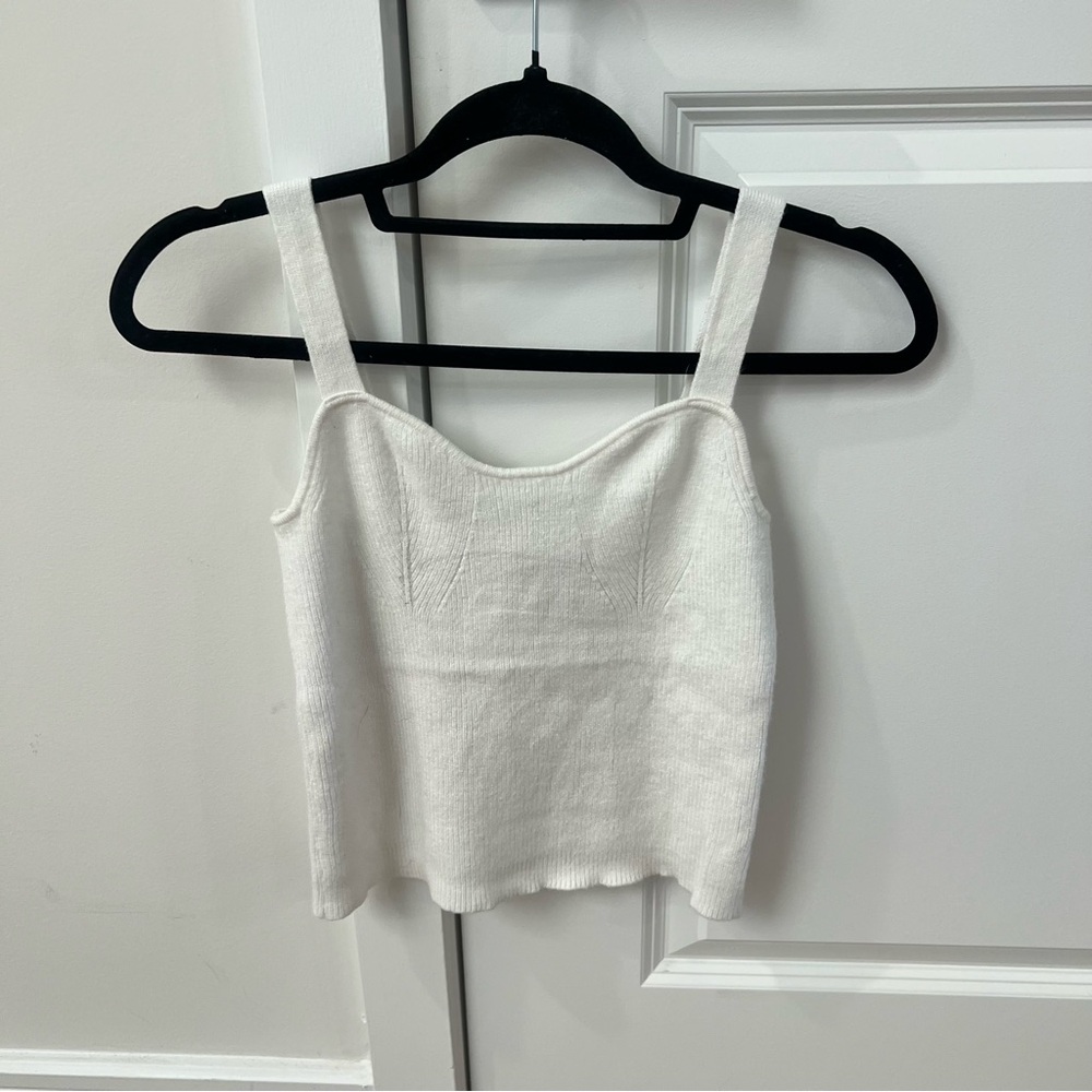 Elegant White Knit Women's Top